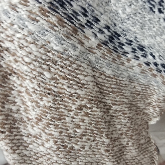 Umgee Color Block Knit Poncho - Picture 2 of 4